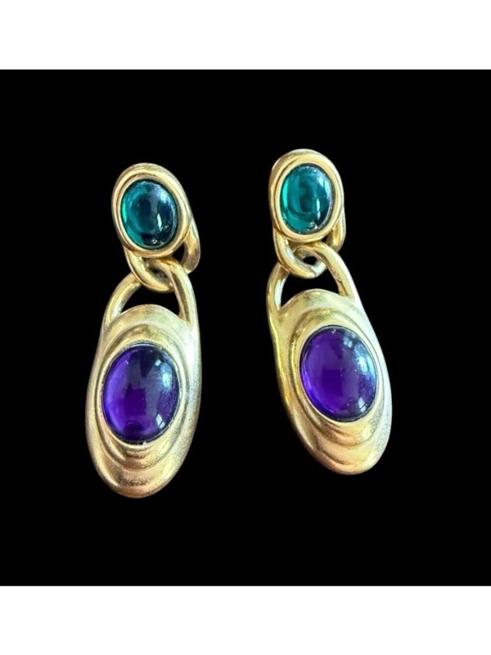 Trifari Gold Tone Green Purple Glass Cabochon Pierced Dangle Earrings 1.5”